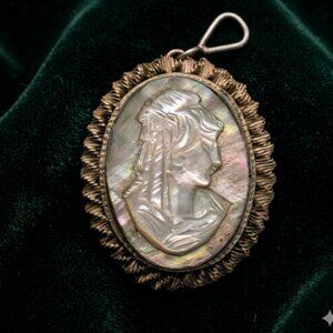 Petite Hand Carved Mother of Pearl Cameo Brooch/Pendent